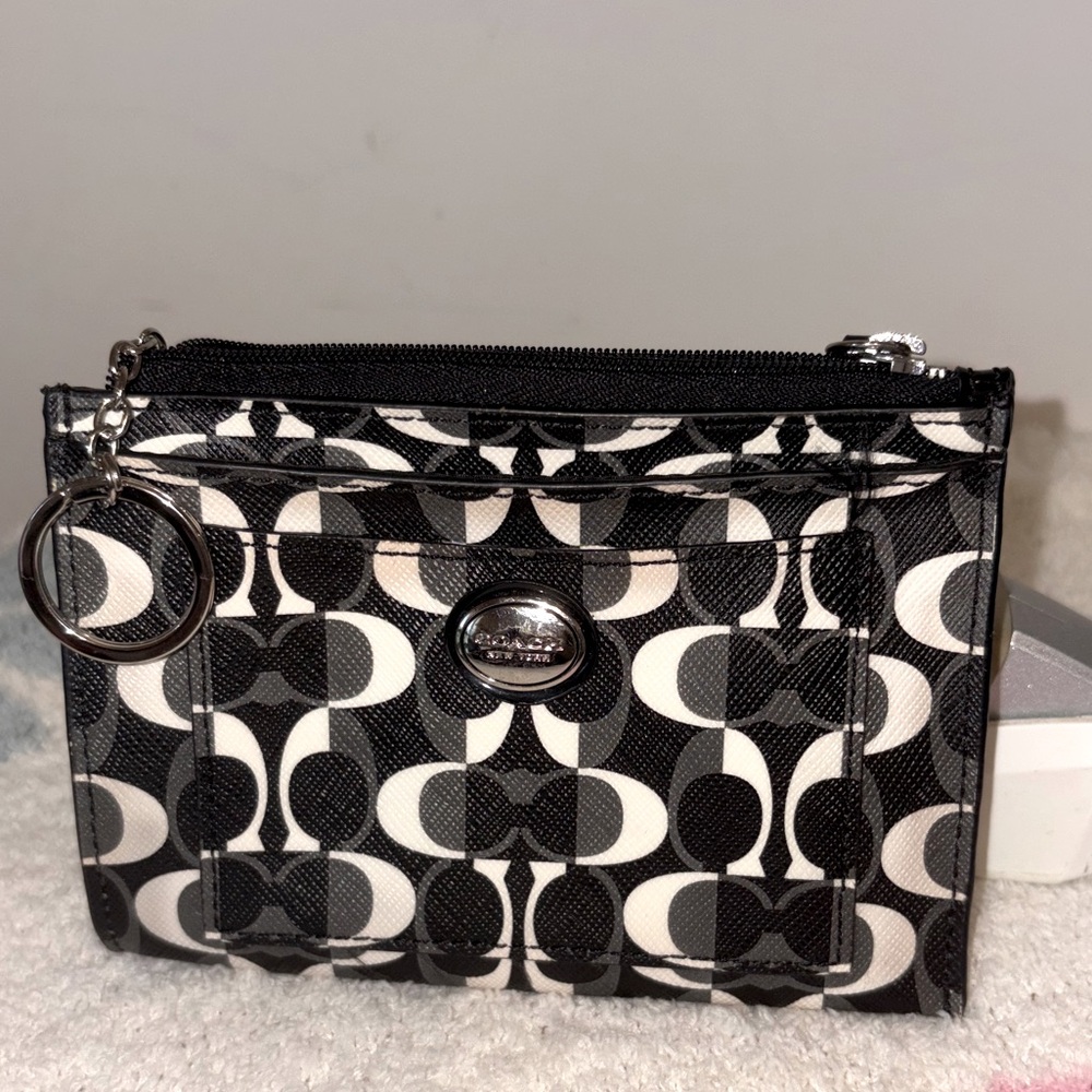 Coach Peyton Dream C Signature Medium Skinny Key Ring Wallet